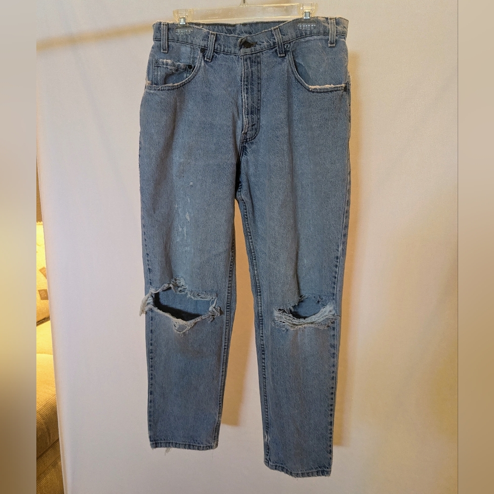 Men's relaxed fit Levi's Jeans.